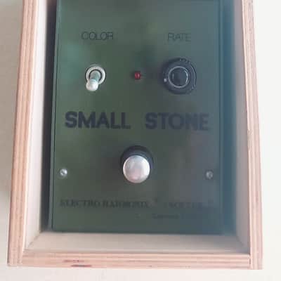 lectro-Harmonix Small Stone image 1