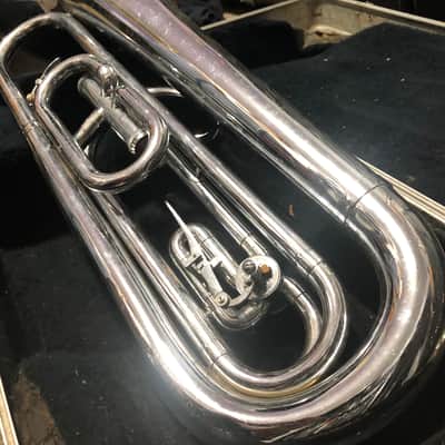 Getzen Titlest Baritone (?) Bugle - Has one piston valve and one rotary valve trigger image 7
