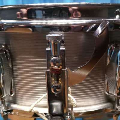 Slingerland No. 140 Student Model 5x14" 8-Lug Aluminum Snare Drum with case and stand- serial number 70s image 8