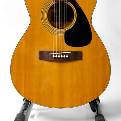 Yamaha FG-120F Auditorium Acoustic Guitar with Hardshell Case