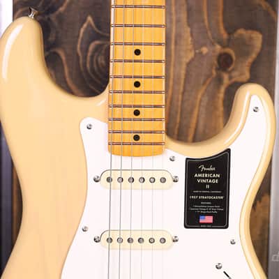 Fender American Vintage II '57 Stratocaster Vintage Blonde image 4