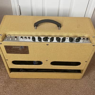 Fender Blues Deluxe Reissue 2-Channel 40-Watt 1x12" Guitar Combo 2005 - Present - Tweed image 3