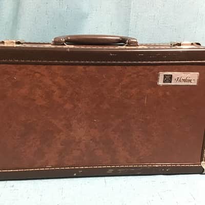 Henkin Clarinet with Mouthpiece, Stand, and Case image 7