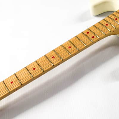Squier Hello Kitty Stratocaster - White image 8