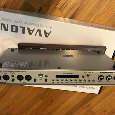 Abstrakt Instruments Avalon Analog Bassline Best TB-303 Clone Ever image 4