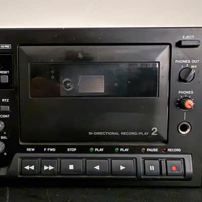 TASCAM 302 Dual Cassette Recorder w/ Auto Reverse & Pitch Control image 4