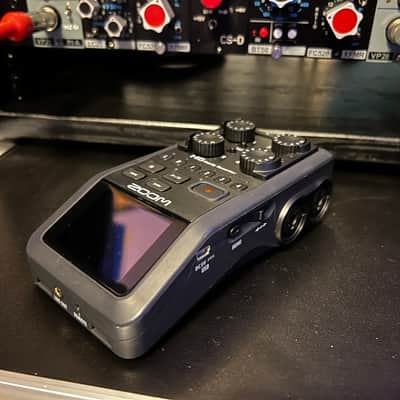 Zoom H6 Handy Audio Recorder 2013 - 2019 - Black / Silver