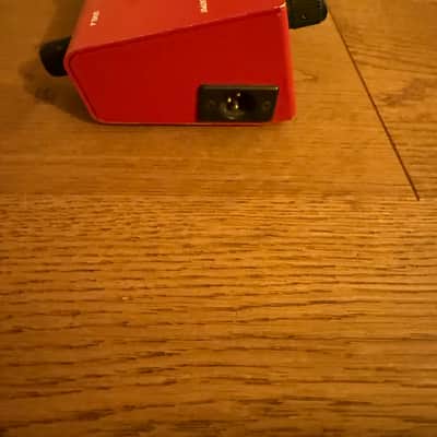 Redco Little Red Cue Box - Red image 3