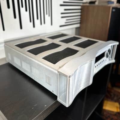 Theta Digital Generation VIII DAC / Digital Signal Processor -Silver image 6