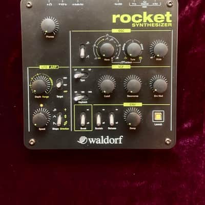 Waldorf Rocket with Original Box & Waldorf LE Software image 1