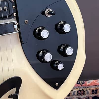1990 Rickenbacker 360 image 5