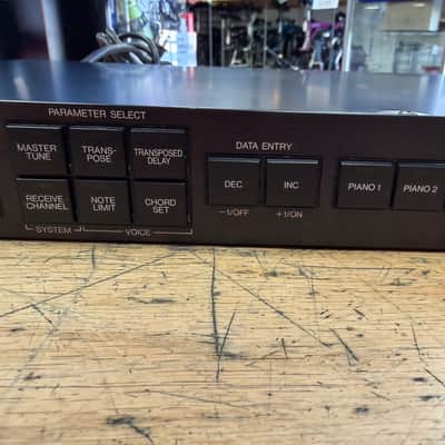 Used Yamaha TX1P Piano Tone Generator Rack Effect Made in Japan image 4