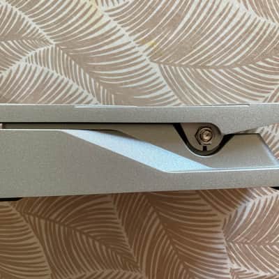 Boss FV-30H High-Impedance Compact Volume Pedal 2015 - Present - Grey image 4