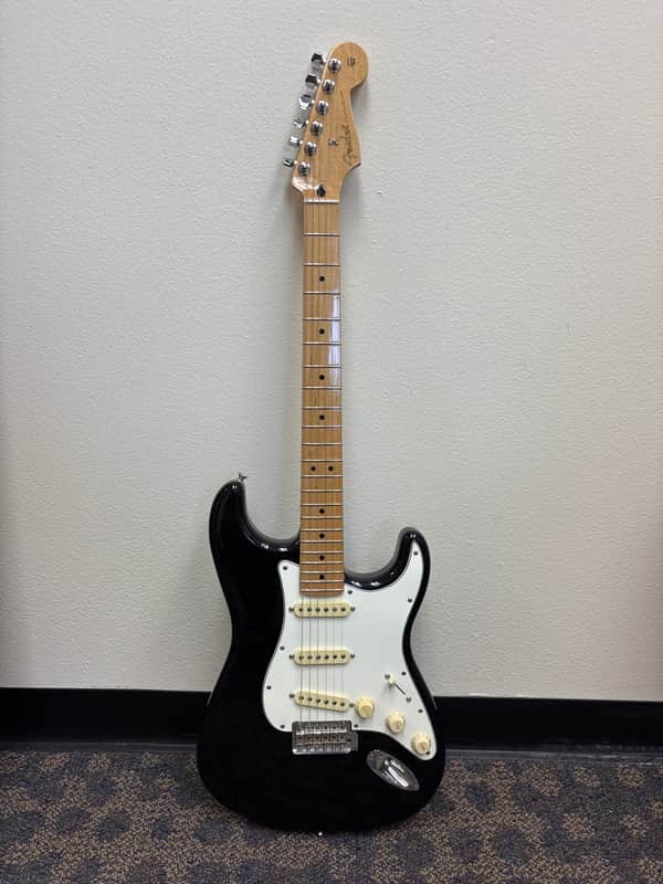 Fender Player Stratocaster with Maple Fretboard