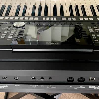 Yamaha PSR-S975 2019 - Black image 3