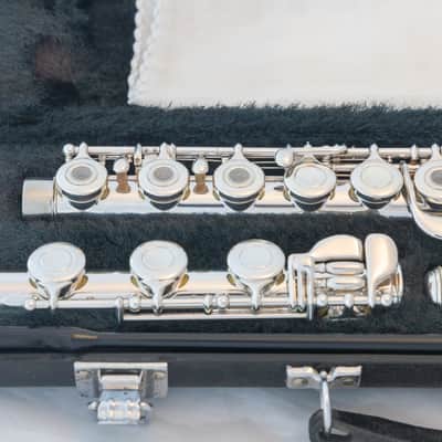 Yamaha YFL-385 II Intermediate Flute *Solid Silver Headjoint *Low-B *Japan Made *Overhauled New Pads image 4