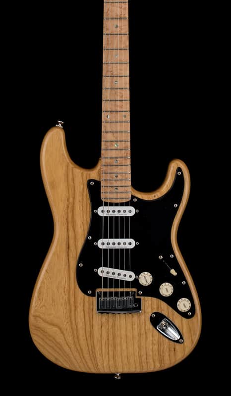 Fender Special Edition Lite Ash Strat (2004) - Natural #64711 with Gig Bag image 1