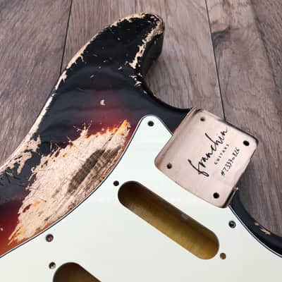 FRANCHIN Mercury guitar body Heavy Relic Aged 3-Color Sunburst 100% Nitro Lacquer SSS Poplar Stratocaster-Strat-S-Style Made in Italy - Stock piece #23370826 image 8