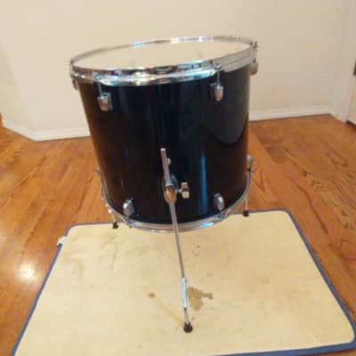 Pearl Roadshow 16 round x 14 floor tom on legs gloss black excellent condition image 4