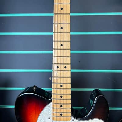 Fender FSR American Vintage '72 Tele Thinline 3-Colour Sunburst 2014 Electric Guitar image 7