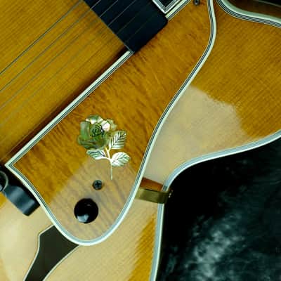 Heritage Johnny Smith Rose w/ Rose Pick Guard 1998 Amber image 5