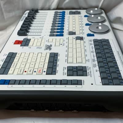 Avolites Titan Mobile DMX Lighting Console image 5