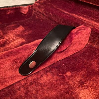 Vintage 1970’s Fender USA Mustang Guitar Case Black Exterior w Maroon Interior Fits Tele Strat image 18