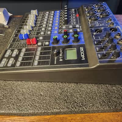 Zoom LiveTrak L-8 Digital Mixer / Recorder image 9