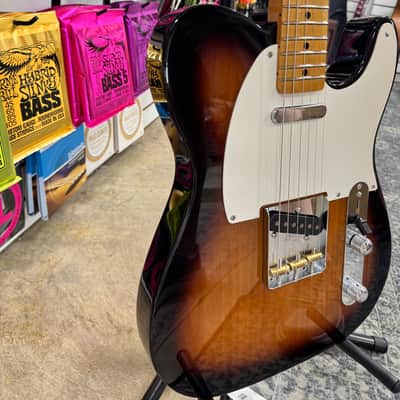 Fender Vintera II '50s Nocaster - Maple Fingerboard - 2-Color Sunburst image 8