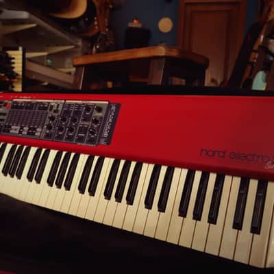 Nord Electro 2 SW73 Semi-Weighted 73-Key Digital Piano 2002 - 2009 - Red image 4