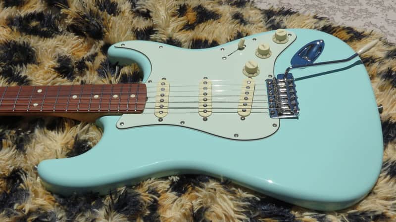 Surf Green Fender Vintera '60s Stratocaster (2020) w Pau Ferro Fretboard 2019 - 2023 image 1