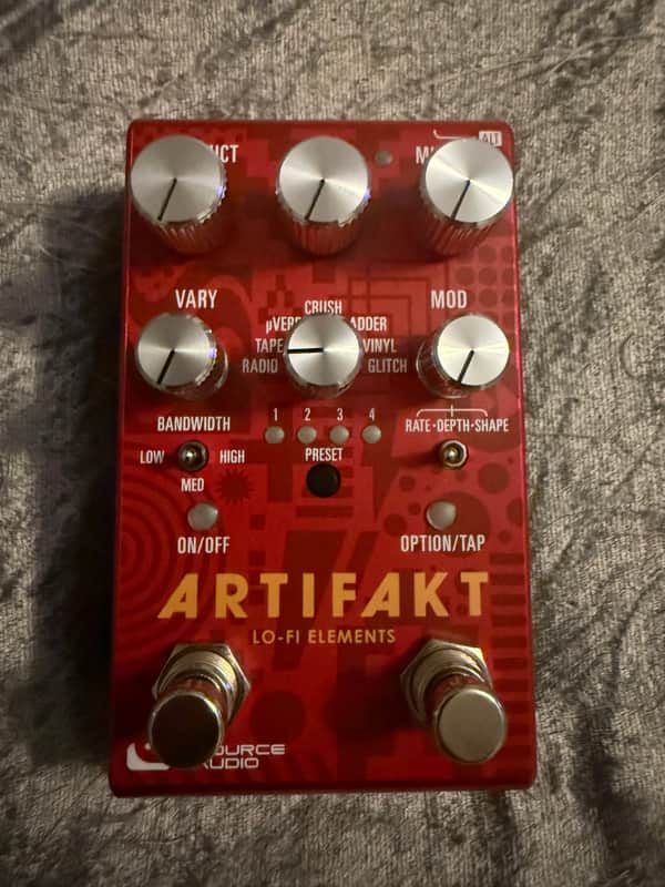 Source Audio Artifakt Lo-fi Elements 2024 - Present Red image 1