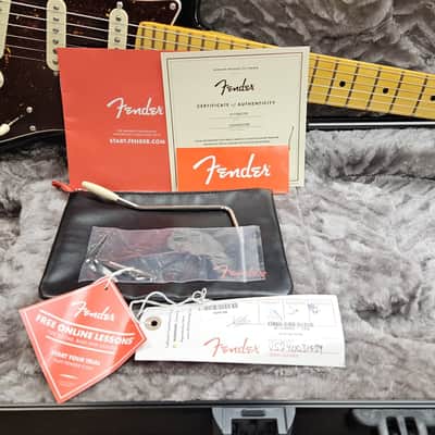 Fender American Professional II Stratocaster - 3 Color Sunburst with Maple Fingerboard 2024 image 9