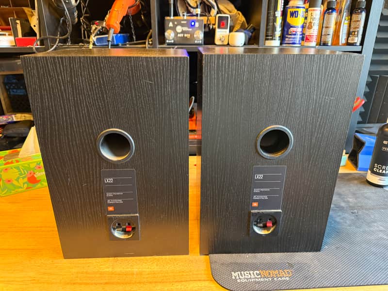 JBL LX22 Studio Monitor pair image 1