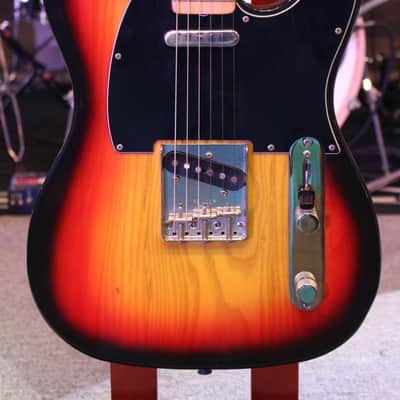 Used 1978 Fender Telecaster Maple Fingerboard, Sunburst w/Case image 2