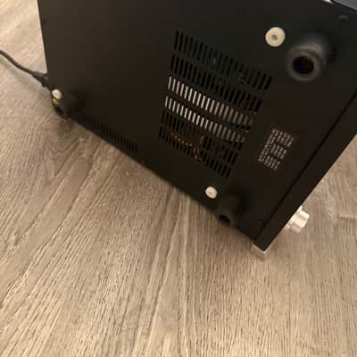 McIntosh MHA150 Stereo Headphone Amplifier 2016 - Present - Black image 7