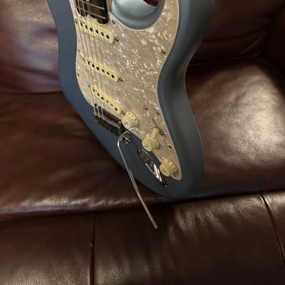 Fender American Elite Stratocaster with Ebony Fretboard 2019 - Satin Ice Blue Metallic image 13