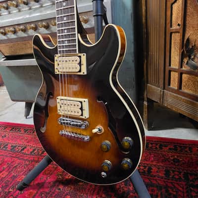 1983 Ibanez Artist AM50 Brown Sunburst image 3