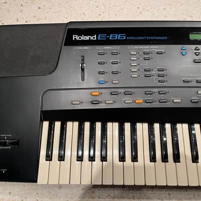 Roland E86 1996 image 2