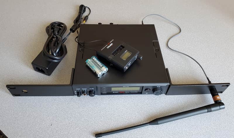 Mipro MI909 Digital In-ear Monitor System 5E / Includes rack parts & Antenna image 1