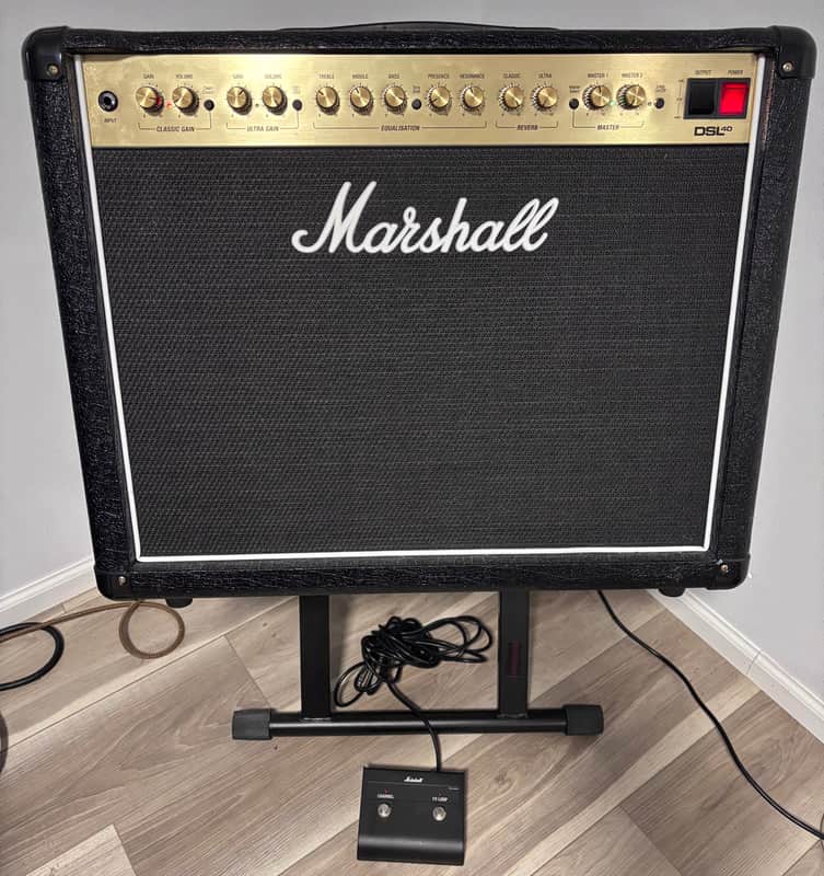 Marshall DSL40CR 2-Channel 40-Watt 1x12" Guitar Combo 2018 - Present Black image 1