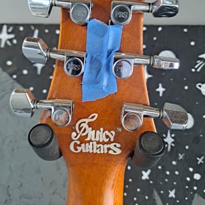 Juicy guitars Santana tribute 2024 - Amber image 5