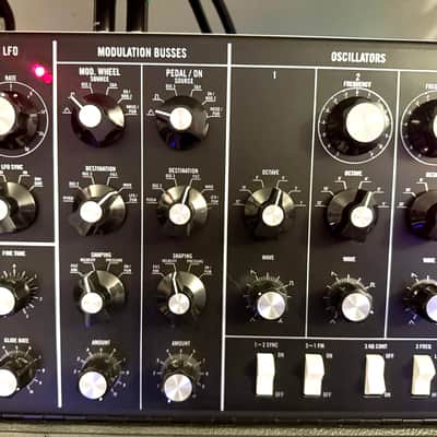 Moog Minimoog Voyager XL 61-Key Monophonic Synthesizer 2010 - Black with Wood Cabinet image 3