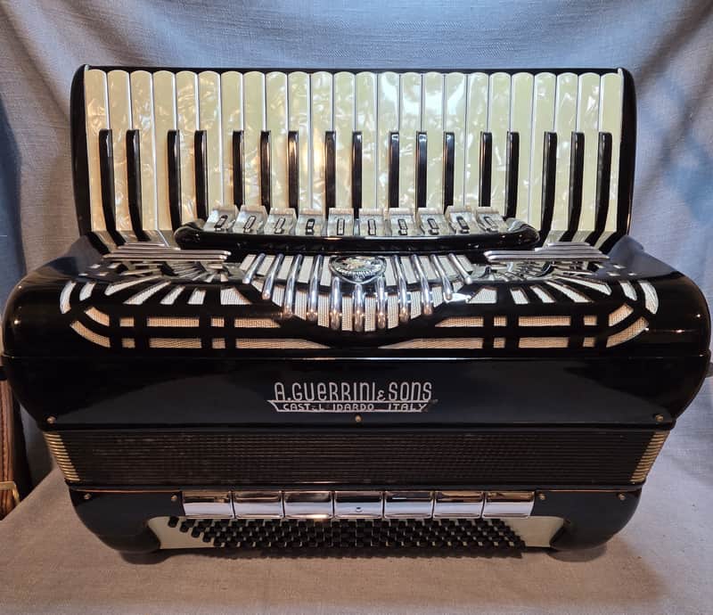 A Guerrini & Sons LMMH Accordion