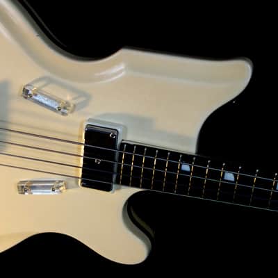 National VAL PRO "85"  1961 White. RES-O-GLAS. Extremely Rare. Great Condition. Tone image 11