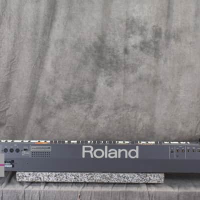 Roland JUNO-106 Programmable Polyphonic Synthesizer in Very Good condition image 13