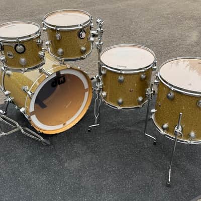 DW Collector’s Maple SSC Gold Glass 5 Piece Drum Set image 9