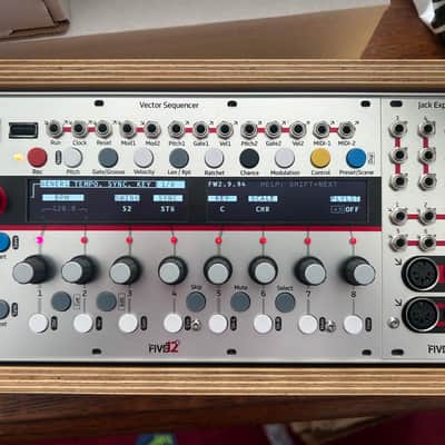 Five12 Vector plus Expander 2022 - Grey image 1