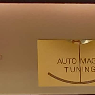 Realistic Realistic STA-85 is a vintage AM/FM stereo receiver 1978 - Walnut wood veneer image 3
