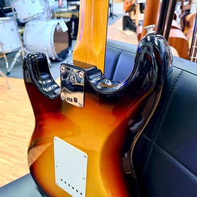 ✨2023✨ Fender American Vintage II 1961 Stratocaster USA~ 3-Color Sunburst + Case image 14